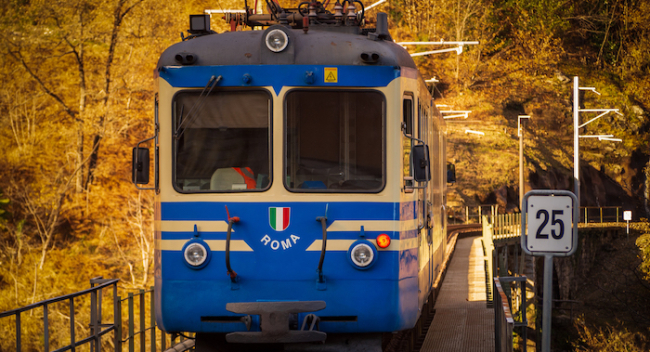Der „Foliage-Zug“ fährt ab 11. Oktober wieder: Herbstzauber auf Schienen
