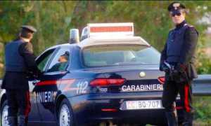 carabinieri auto agenti