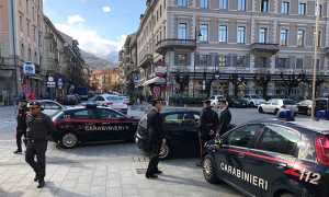 carabinieri stazione domo auto