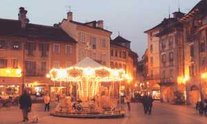 domo piazza mercato giostra