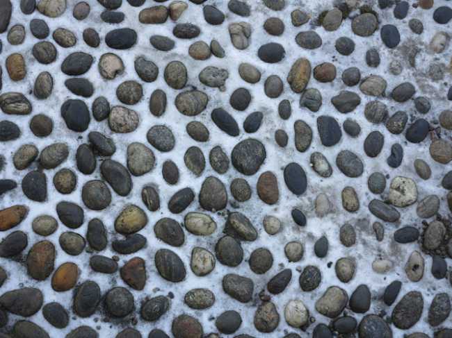 sassi piazza domodossola