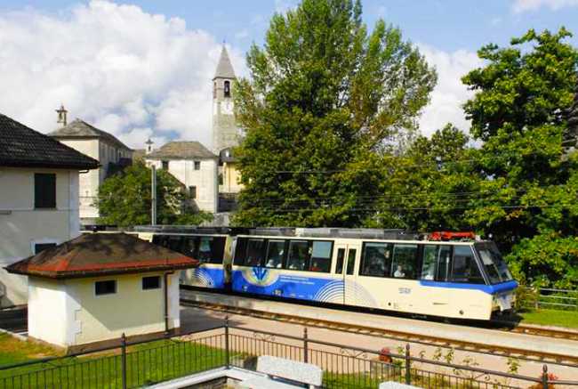 centovallina vigezzina treno