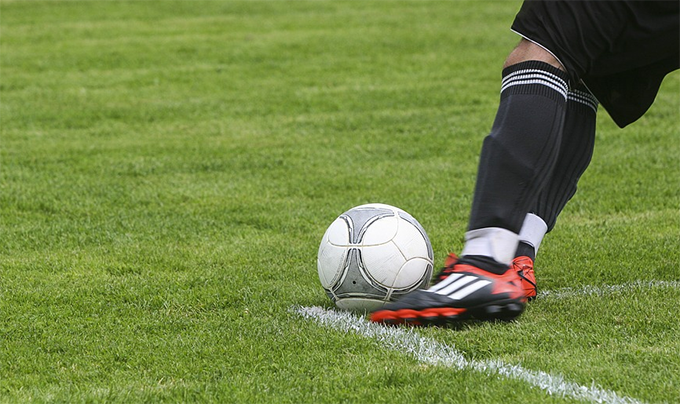 Der Fussballmatch der Legenden in Brig: Diego Armando Maradona, Marco Van Basten, Paolo Maldini, David Trezeguet und andere grosse Namen