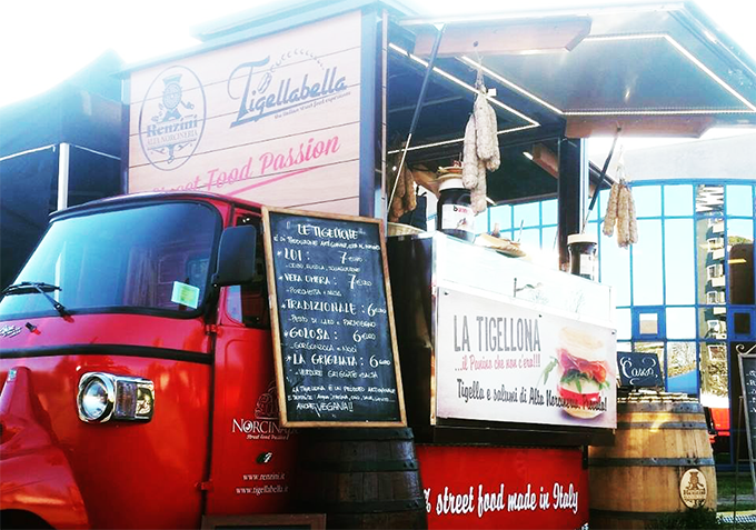 Stadtfest in Bellinzago mit Streetfood