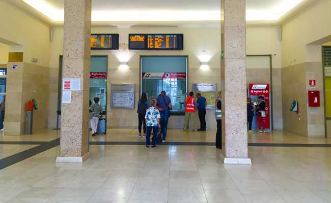 atrio stazione domo biglietti
