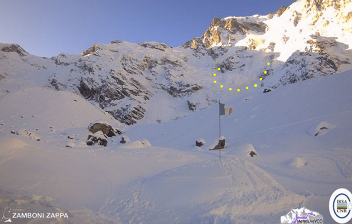 Schneewechte -Einbruch von der Gnifetti Spitze am Monte Rosa