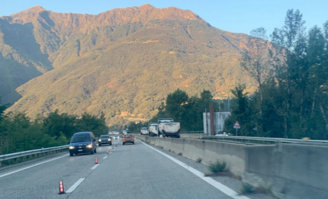 Eine Strecke der Schnellstraße des Ossola Tals wird für Wartungsarbeiten in Richtung Nord gesperrt werden.