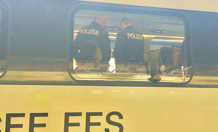 Festgenommen im aus der Schweiz kommenden Zug