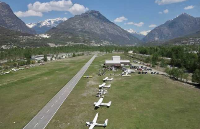 Die Provinz erklärte, der Flugplatz in Masera sei von strategischer Bedeutung für den Zivilschutz.