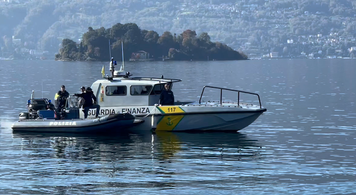 Grenzüberschreitende Patrouillen am Lago Maggiore 