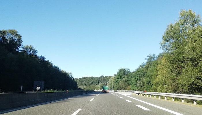 Bauarbeiten auf der Autobahn A 26 in Richtung Ligurien